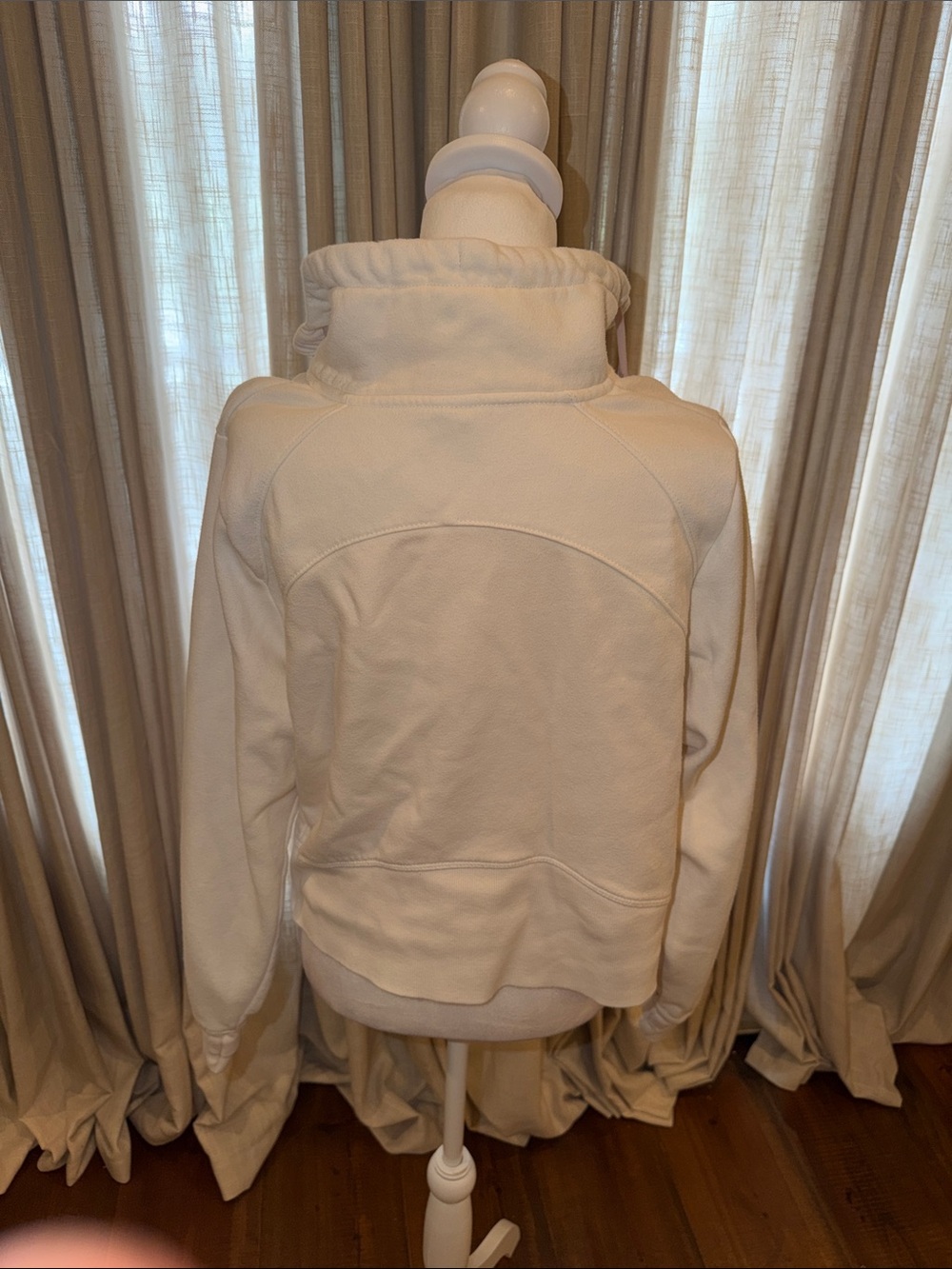 all in motion Cream Hoodie - Picture 4 of 6